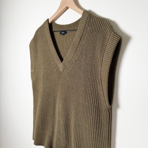 Rails Chandler V-Neck Sweater Vest in Olive Size M - Picture 4 of 6